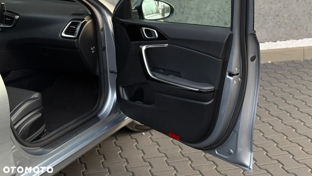 Kia Ceed 1.4 T-GDI GT-Line DCT - 25