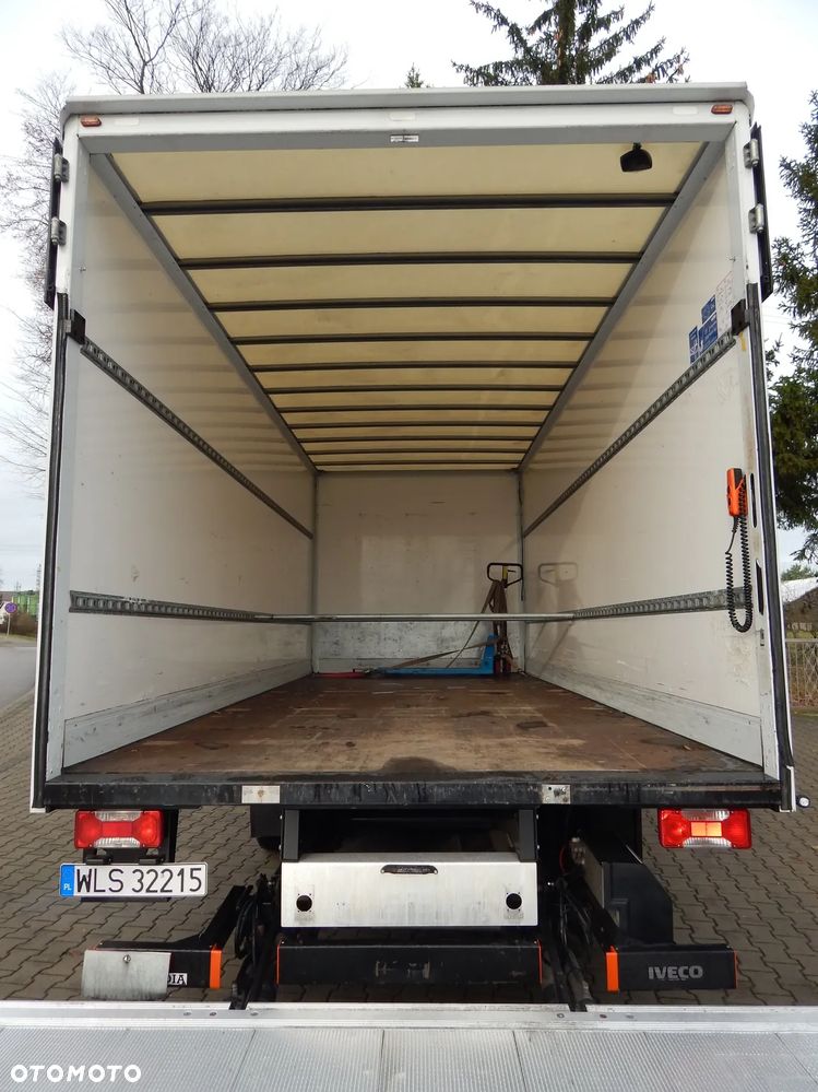 Zabudowa kontenerowa / kontener / izoterm +winda DHOLLANDIA  do iveco daily - 7