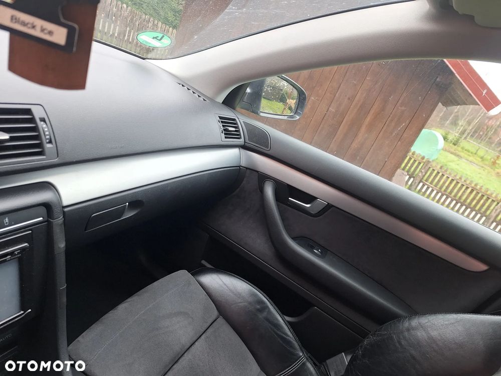 Audi A4 Limousine 2.0 TDI DPF - 26