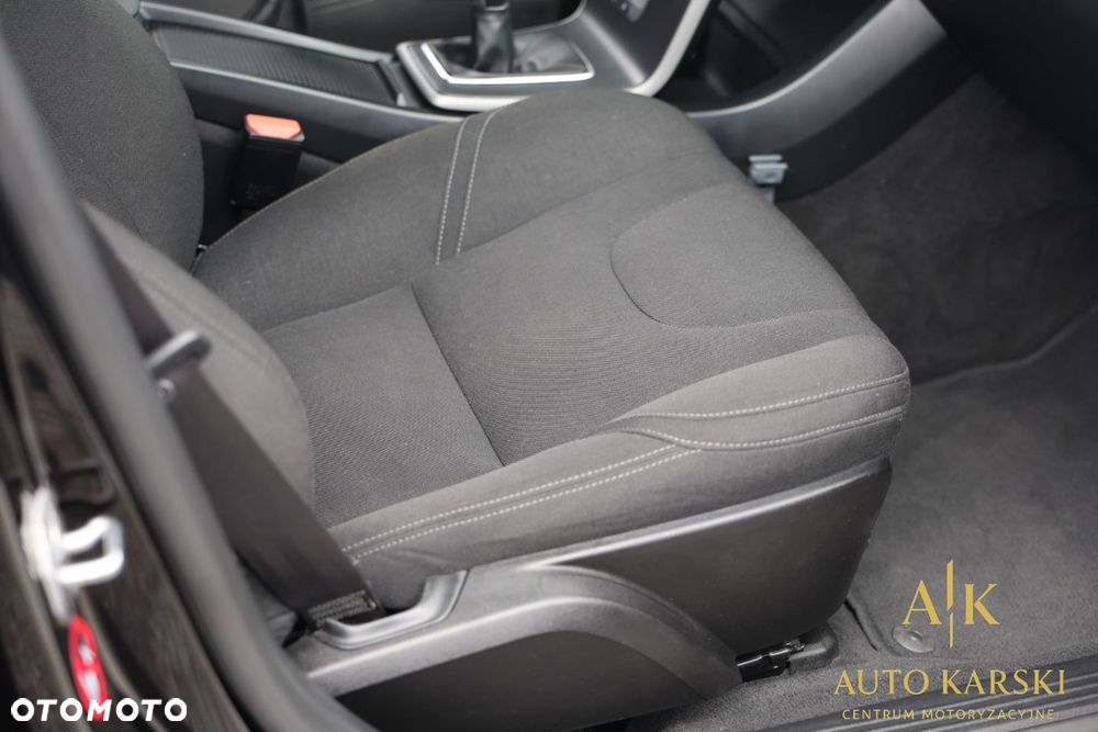 Volvo V40 - 29