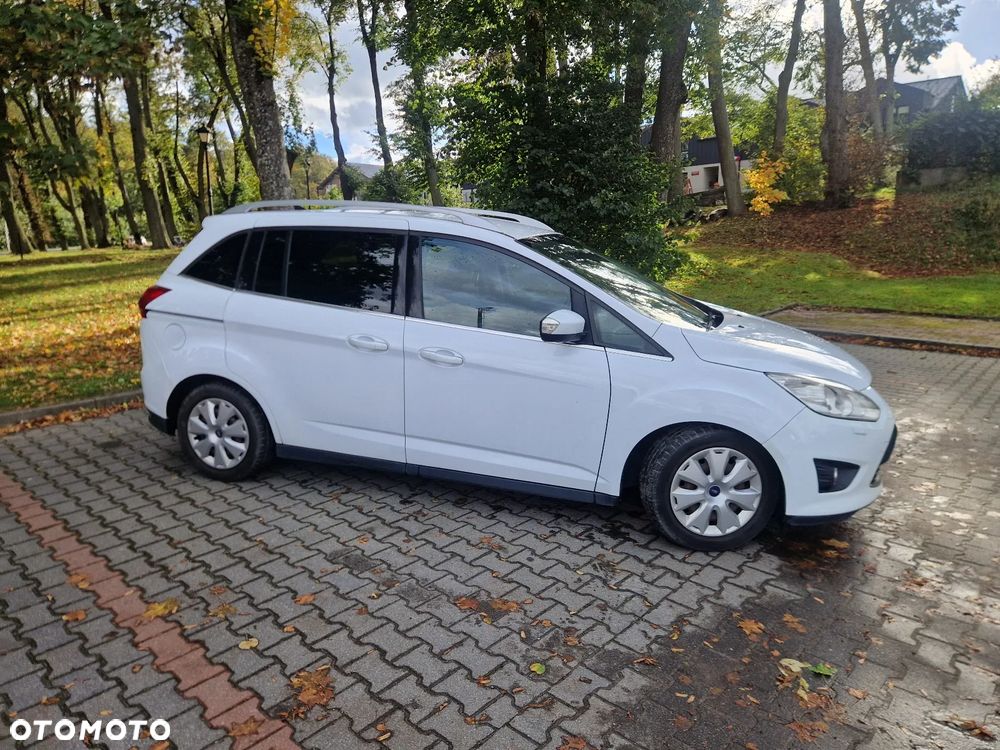 Ford Grand C-MAX 2.0 TDCi Champions Edition - 11