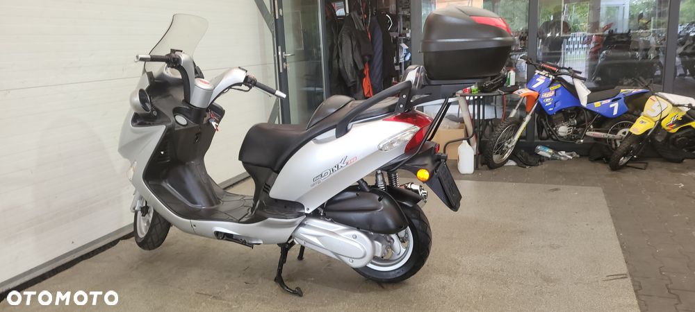 Kymco Dink - 23