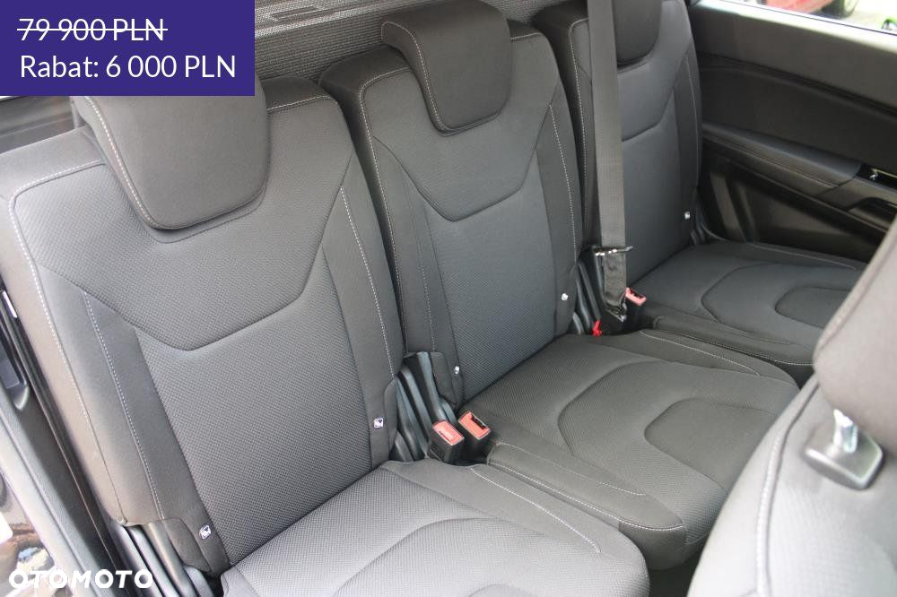 Ford S-Max - 13