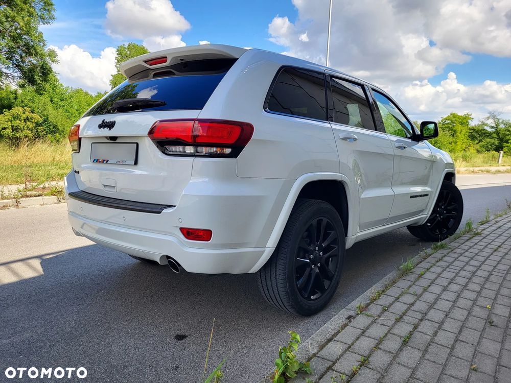 Jeep Grand Cherokee - 4