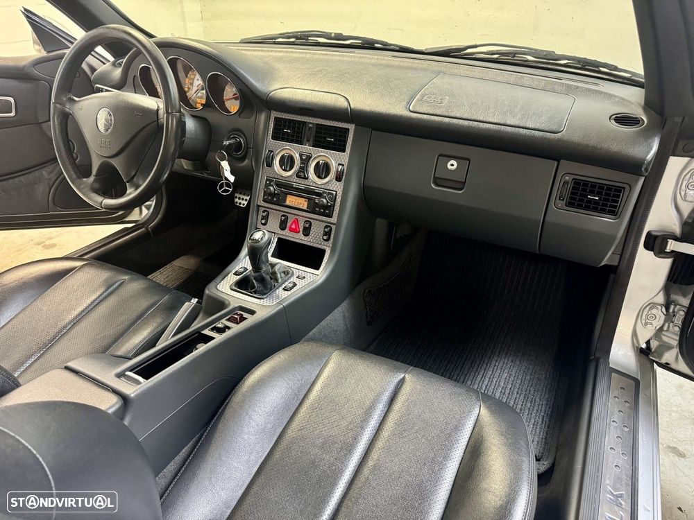 Mercedes-Benz SLK 200 - 29