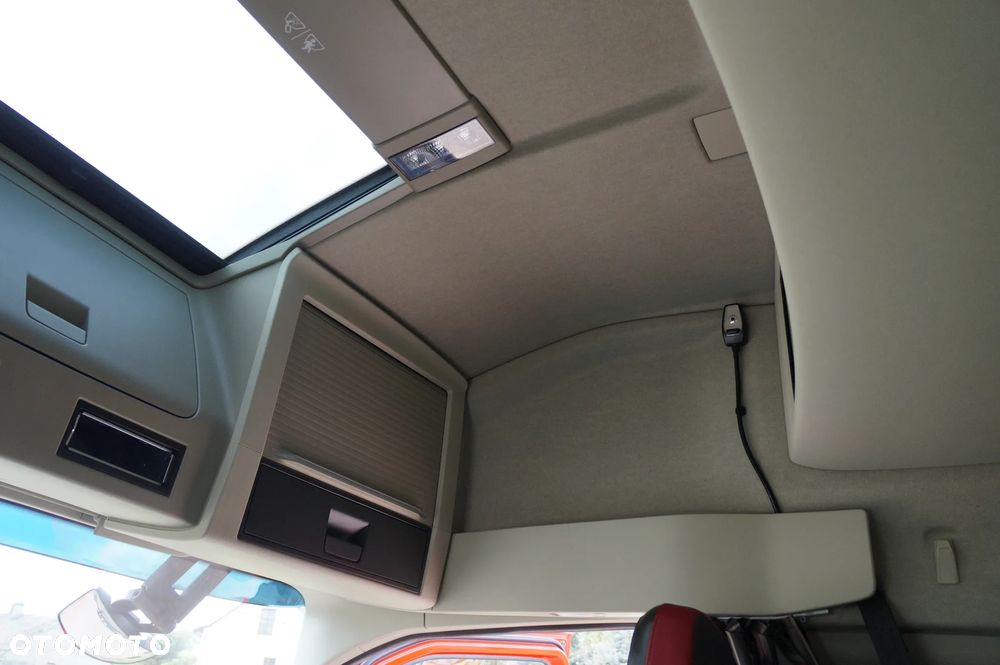 Volvo FH 4 EURO 6 GLOBETROTTER PRZEBIEG 161 TYS KM ZŁOTY KONTRAKT - 16