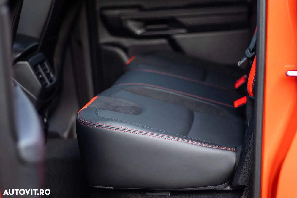 Ford Ranger Pick-Up 2.0 EcoBlue 213 CP 4x4 Cabina Dubla Raptor Aut. - 39