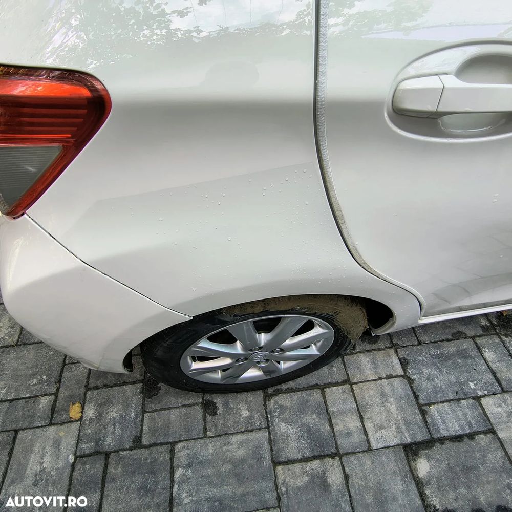 Toyota Yaris 1.3 Dual VVT-i Terra Plus - 12