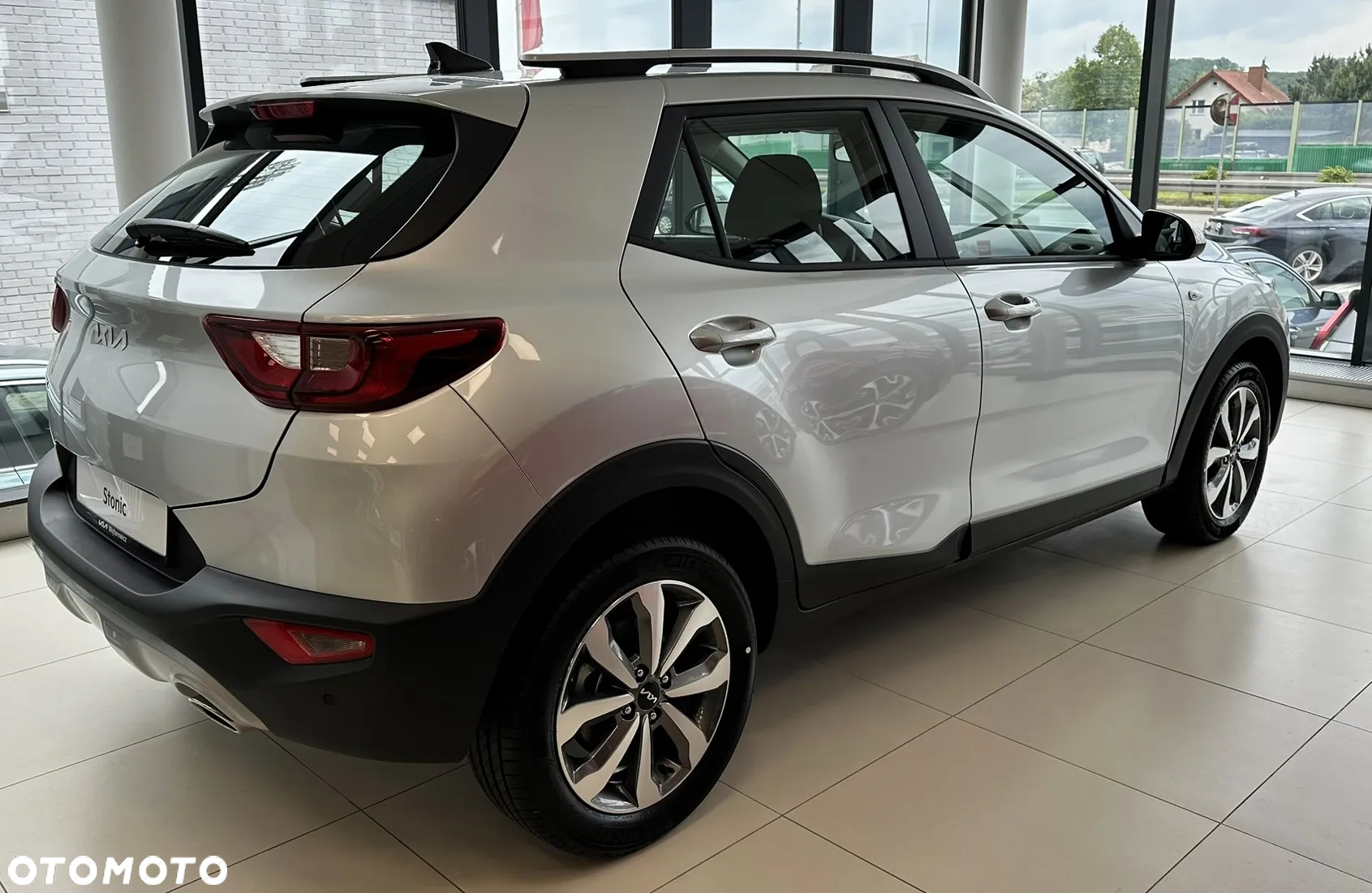 Kia Stonic 1.0 T-GDI M DCT - 4
