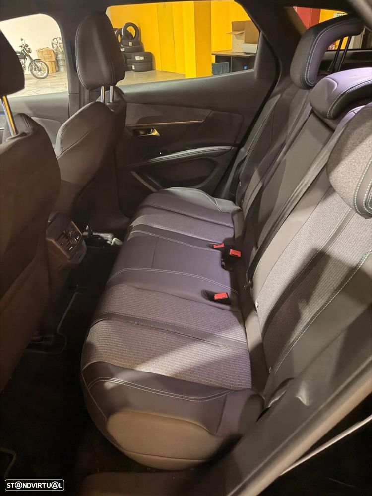 Peugeot 3008 1.6 Hybrid Allure Pack e-EAT8 - 18