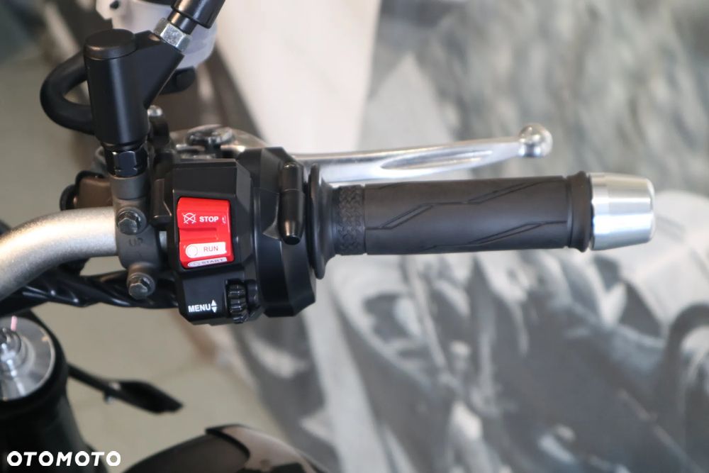Yamaha MT - 13