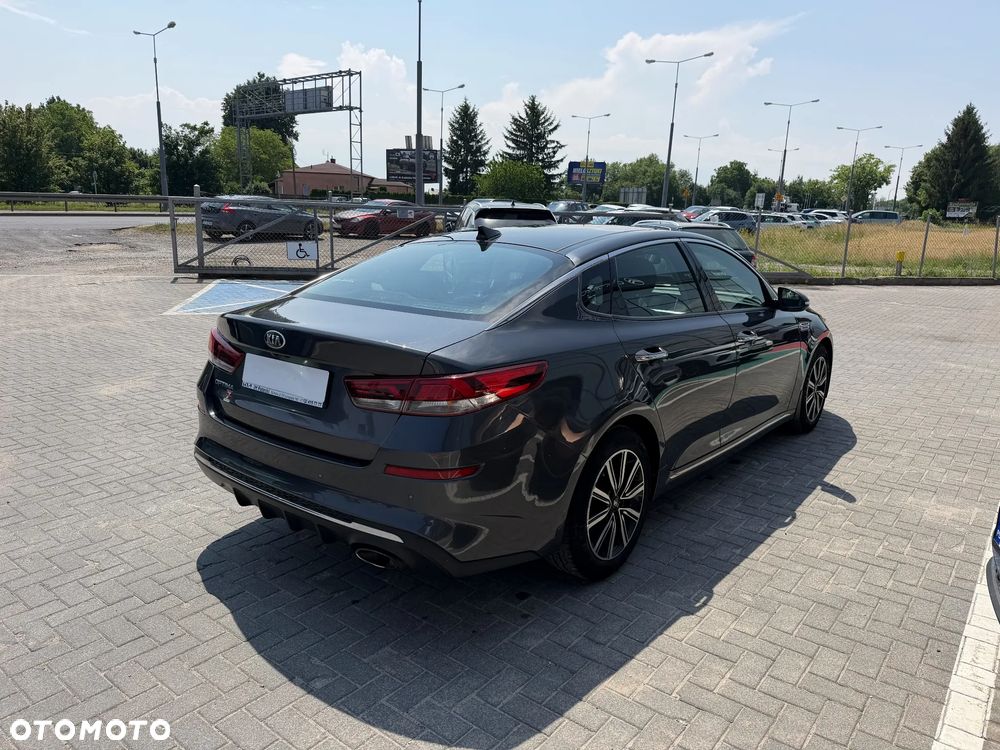 Kia Optima 1.6 T-GDI L DCT - 4
