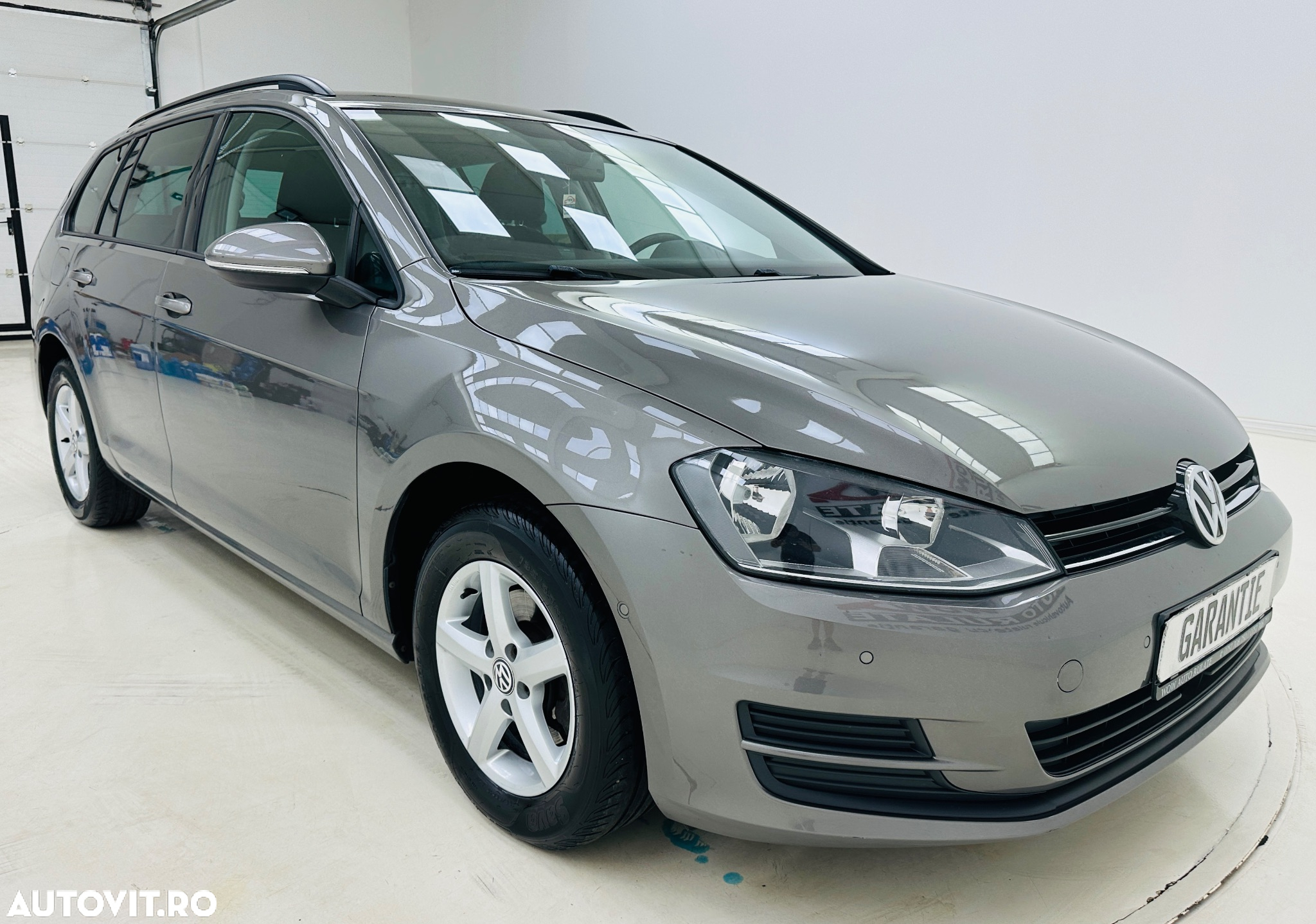 Volkswagen Golf 1.6 BlueTDI Trendline - 2