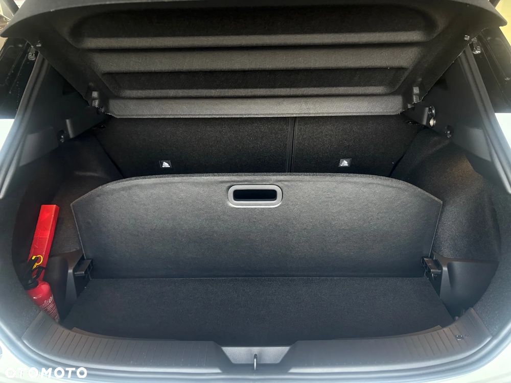 Nissan Qashqai 1.3 DIG-T MHEV N-Connecta Xtronic - 19