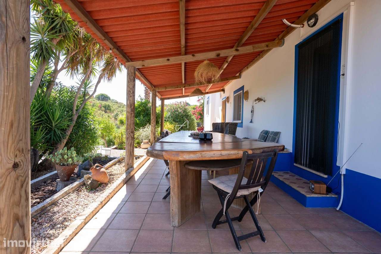 Herdade no Alentejo com 3 Casas Autênticas em Terreno de 114.000 m² na - Grande imagem: 2/41