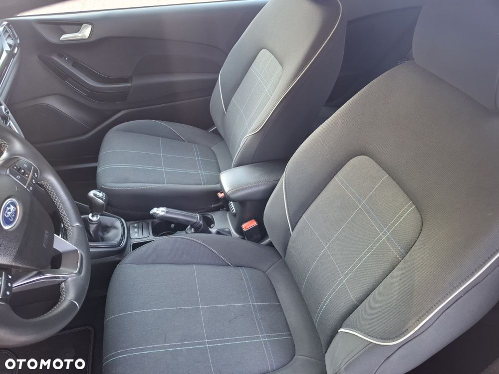 Ford Fiesta - 7