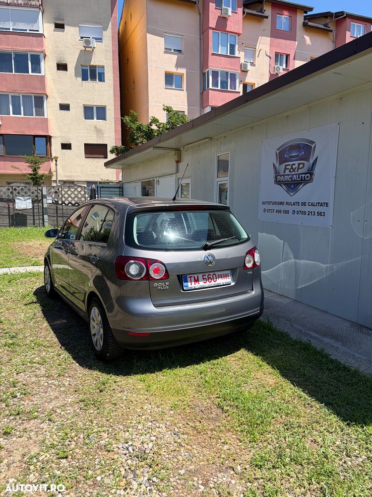 Volkswagen Golf - 3
