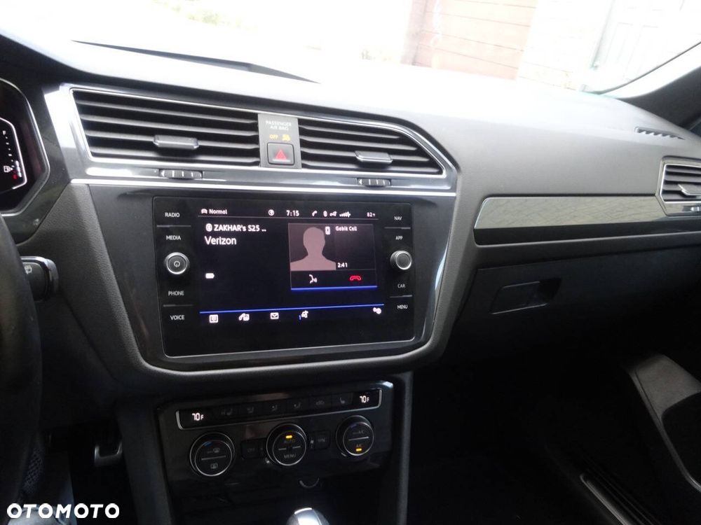 Volkswagen Tiguan - 24
