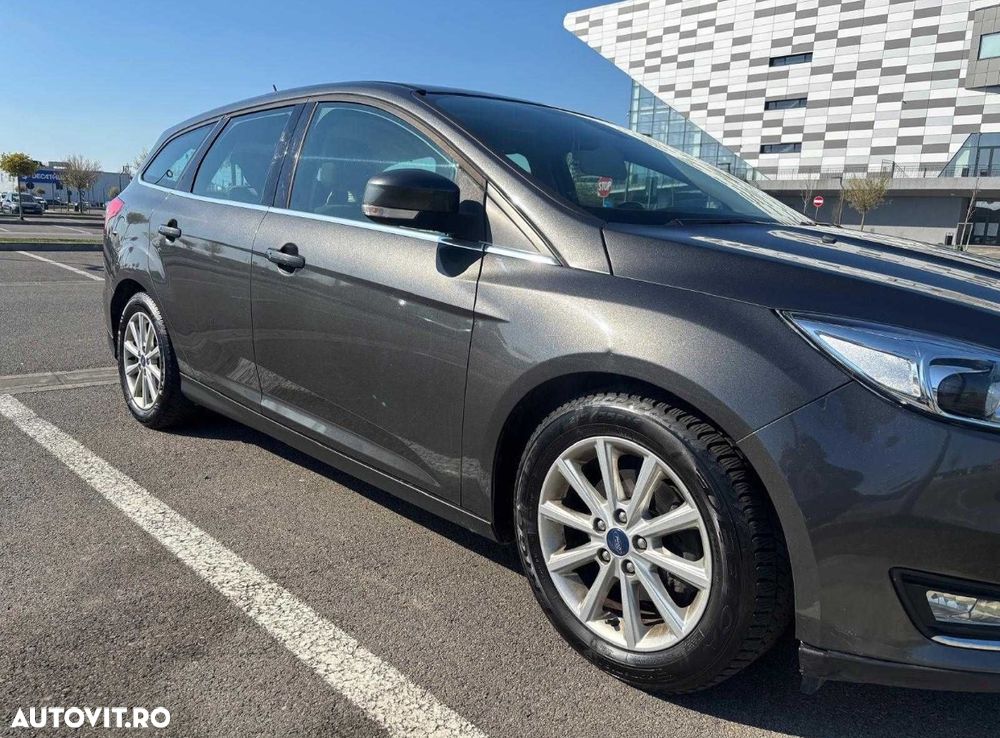 Ford Focus - 2