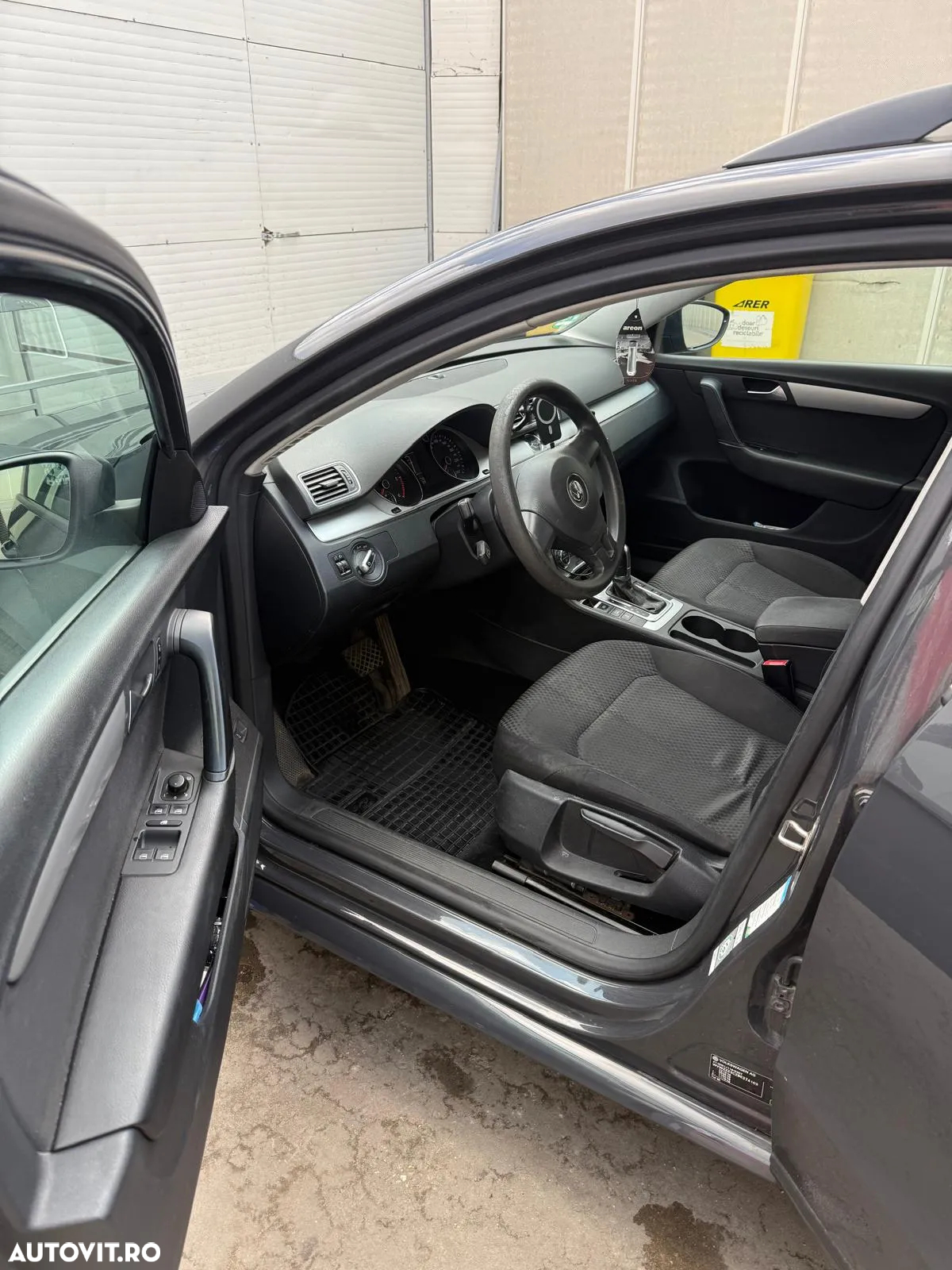 Volkswagen Passat Variant 2.0 TDI DSG BlueMotion Technology Comfortline - 6