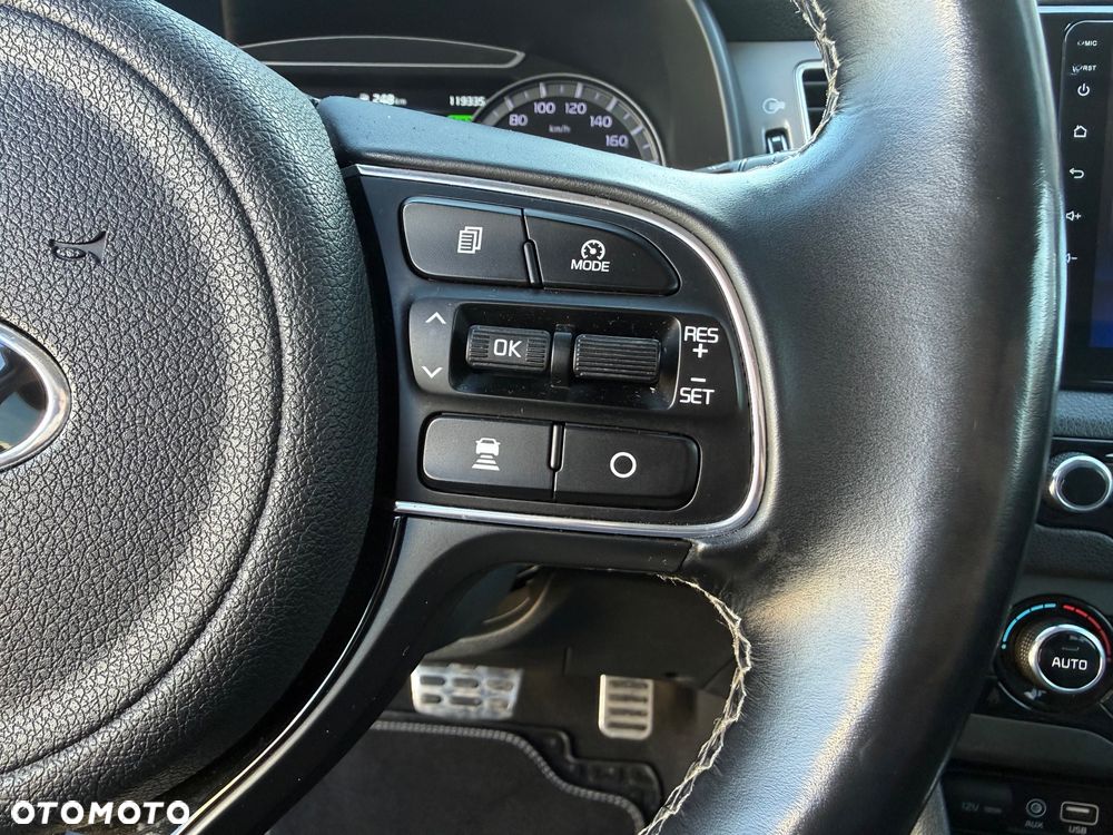 Kia Niro 1.6 GDI PHEV 2WD OPF Vision - 33