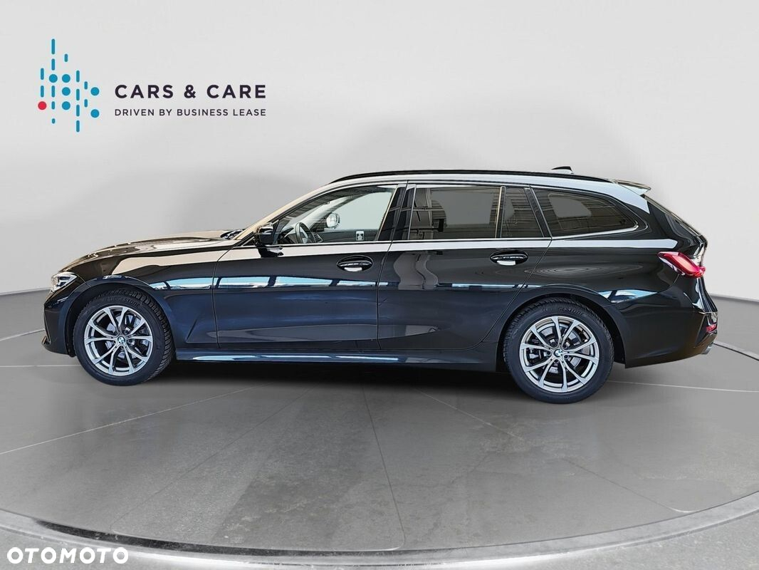 BMW Seria 3 320d xDrive Sport Line - 32
