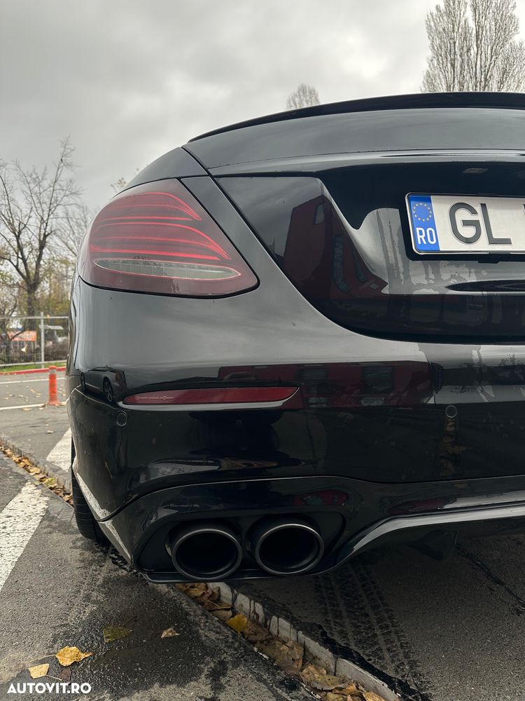 Mercedes-Benz E 43 AMG 4MATIC Aut. - 9