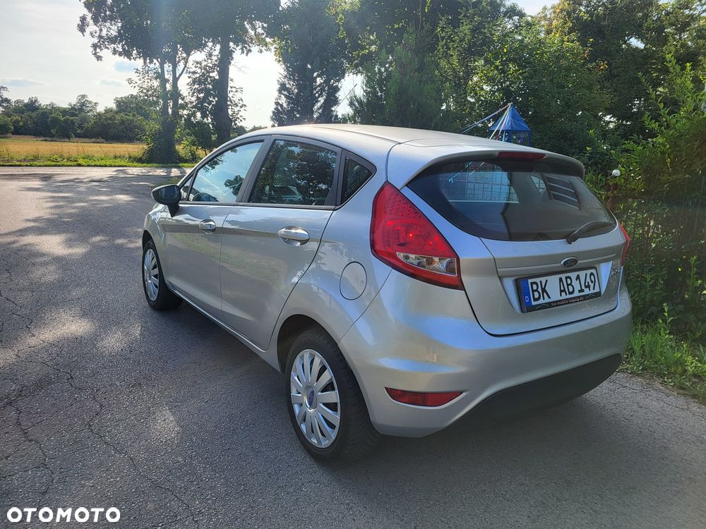 Ford Fiesta - 4