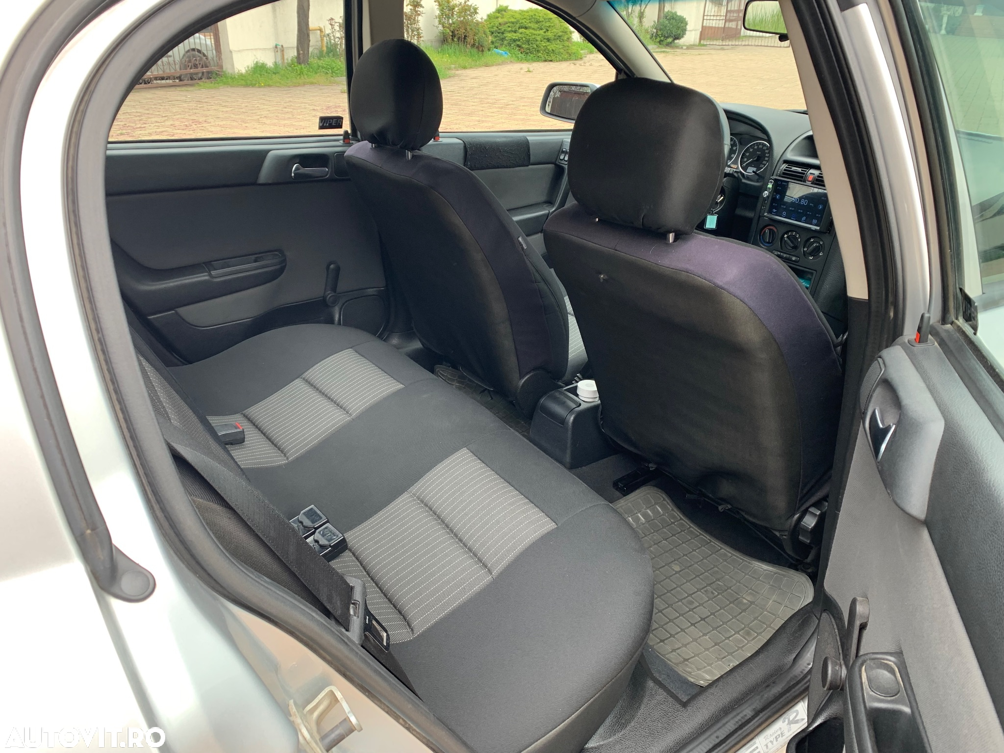 Opel Astra 1.4i Enjoy - 17