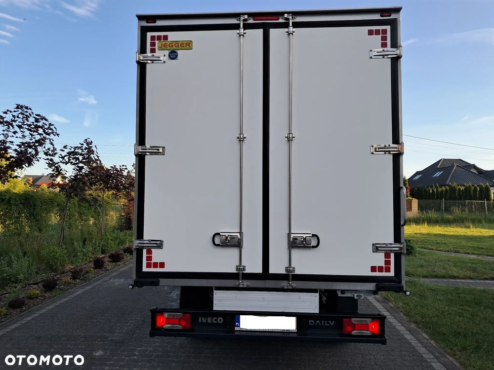 Iveco 35S16  Chłodnia ZANOTTI Salon Polska zasilanie 230V - 7