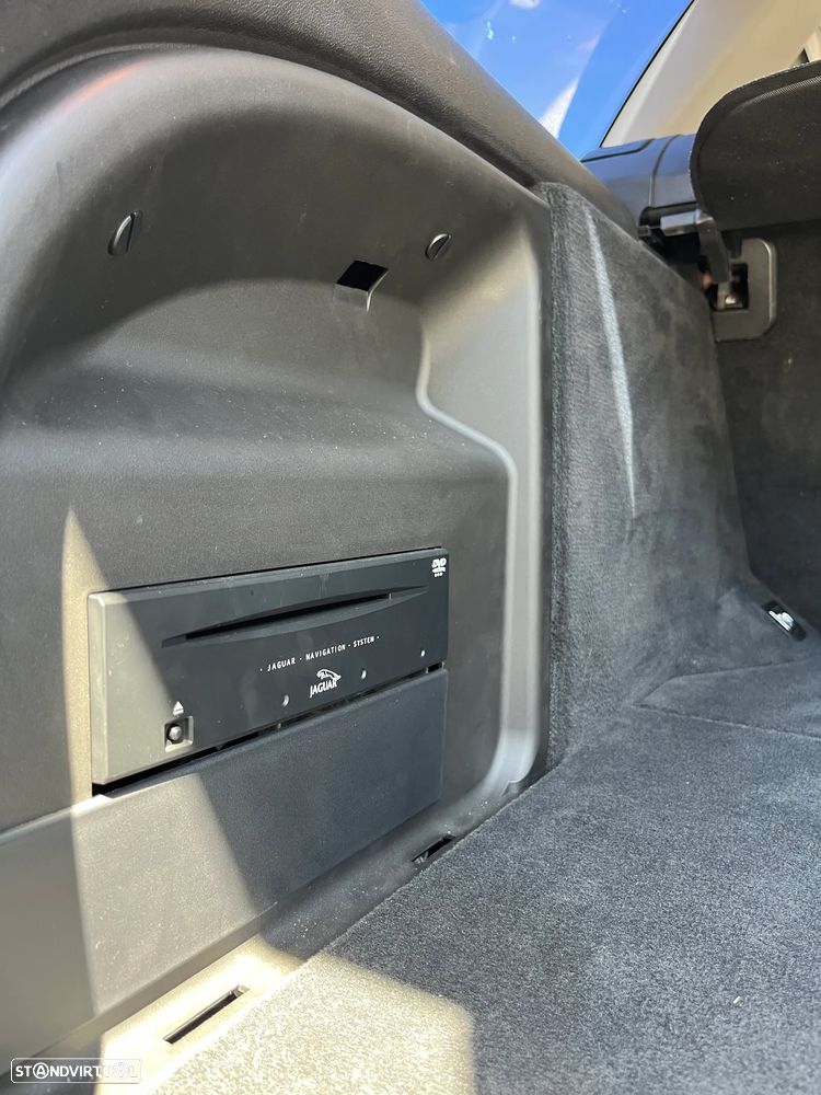 Jaguar X-Type 2.0 Executive - 11