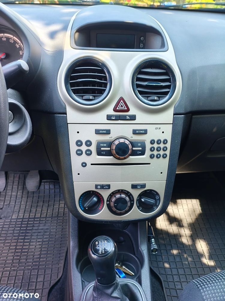 Opel Corsa 1.2 16V Enjoy - 12
