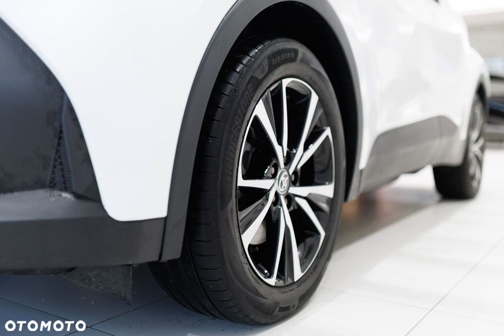Toyota C-HR - 14