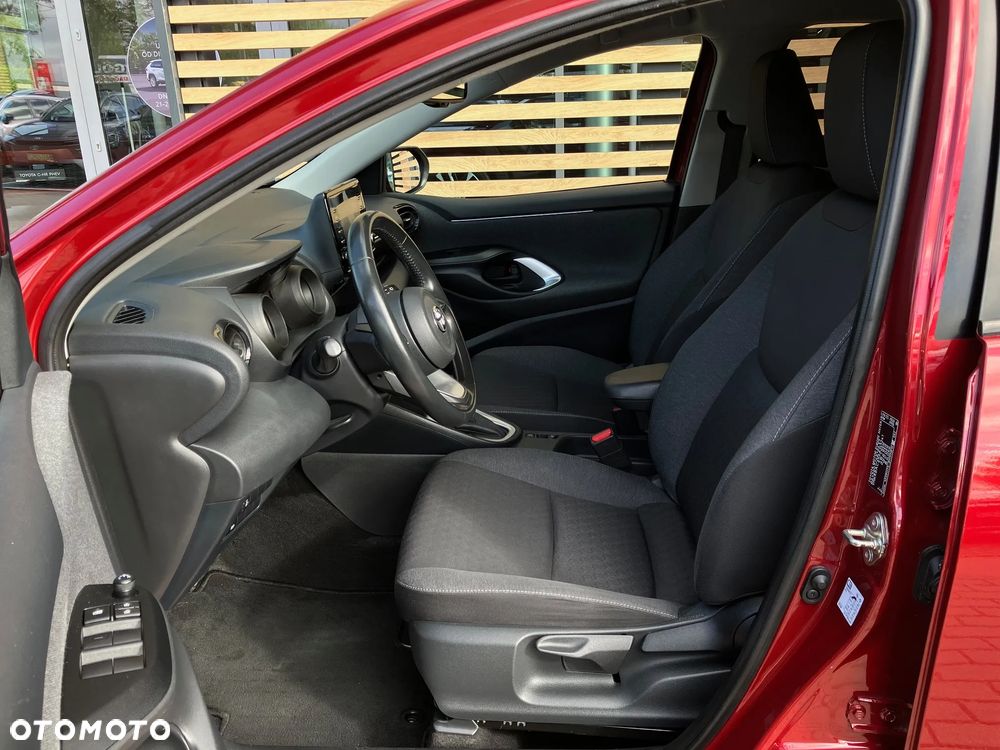 Toyota Yaris - 32