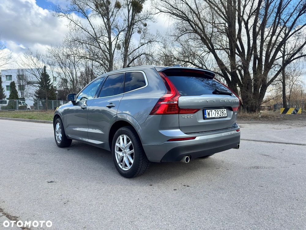 Volvo XC 60 D4 Momentum - 3