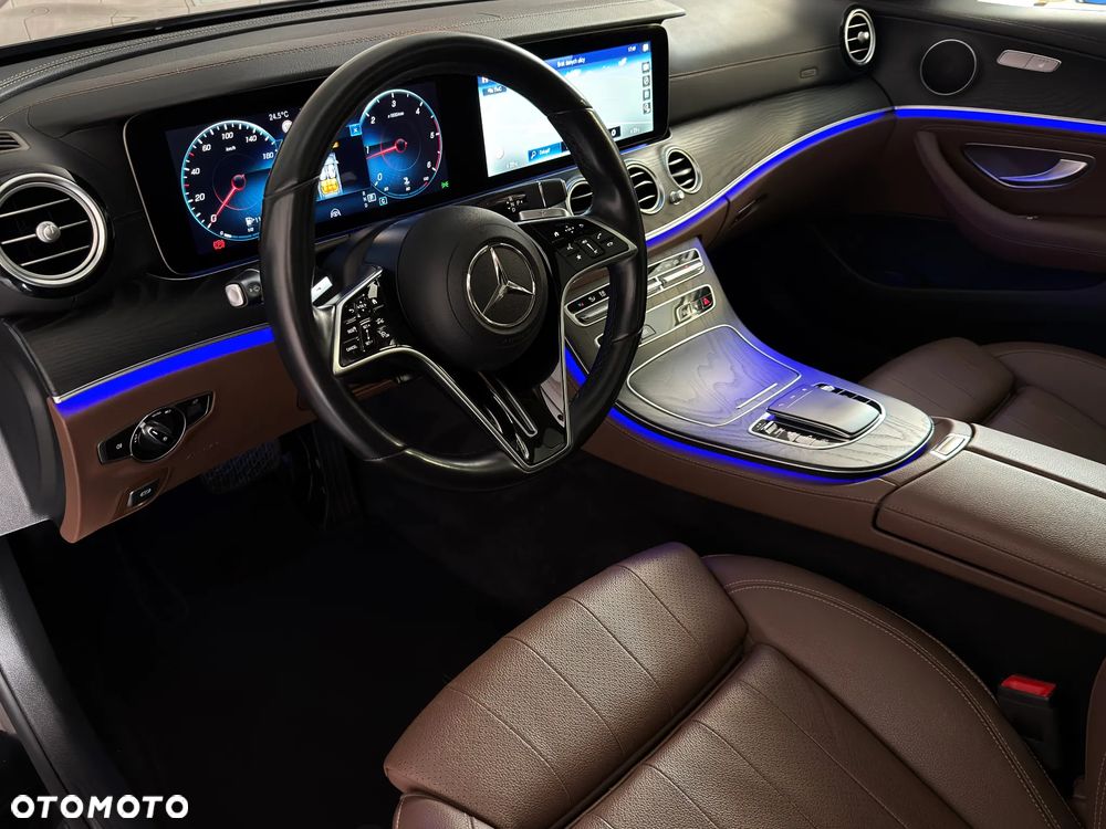 Mercedes-Benz Klasa E 220 d 4-Matic Avantgarde - 15