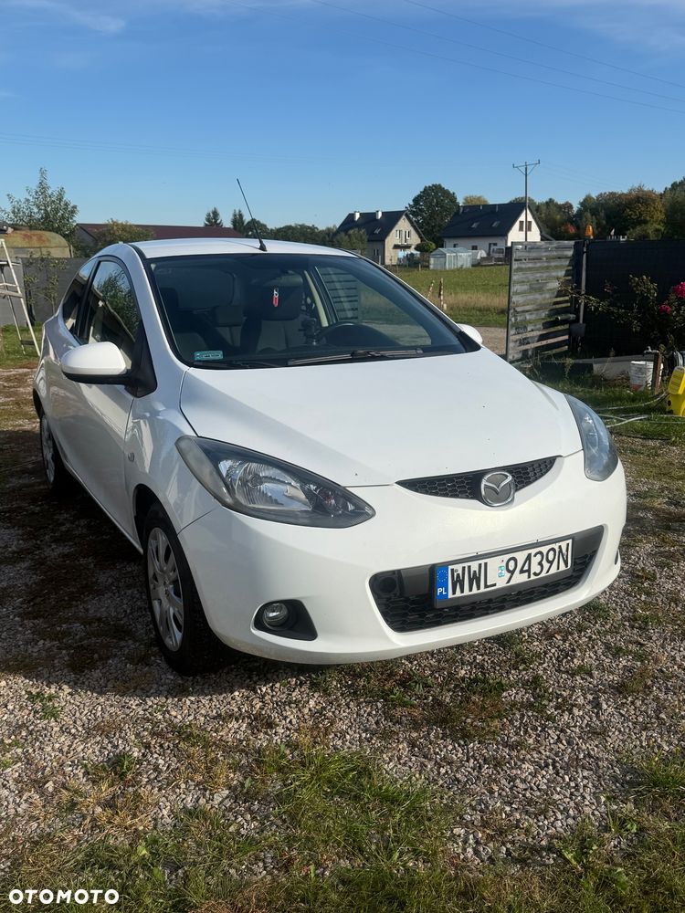 Mazda 2 - 4