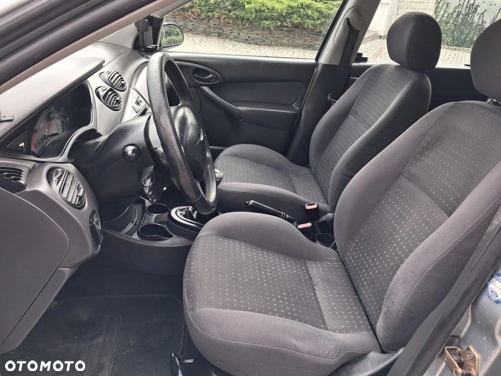 Ford Focus - 17
