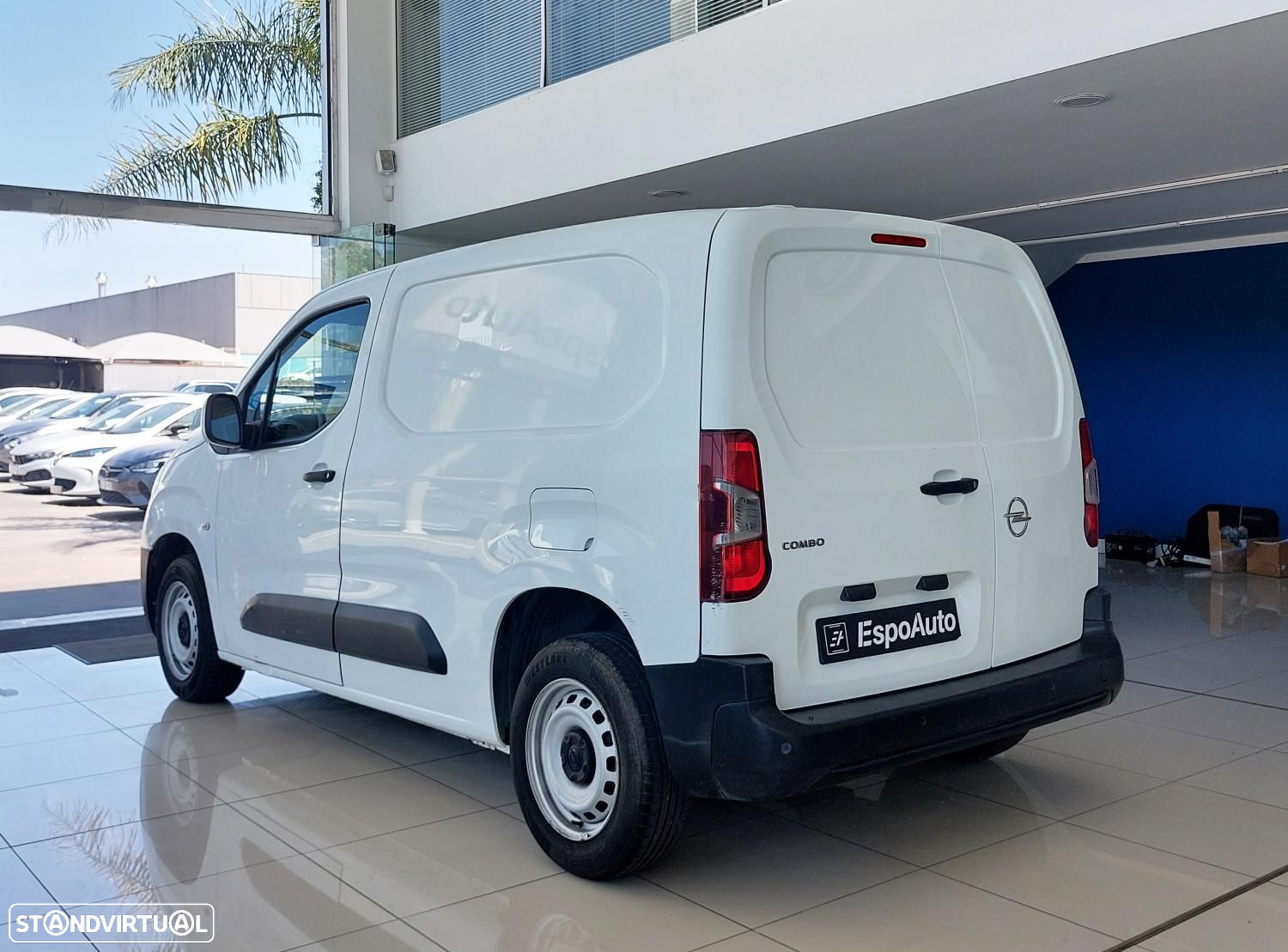 Opel Combo 1.5 CDTI L1H1Enjoy - 3