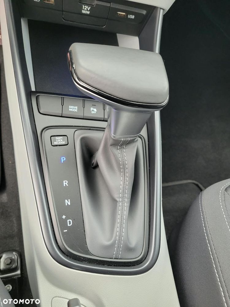 Hyundai Bayon - 4