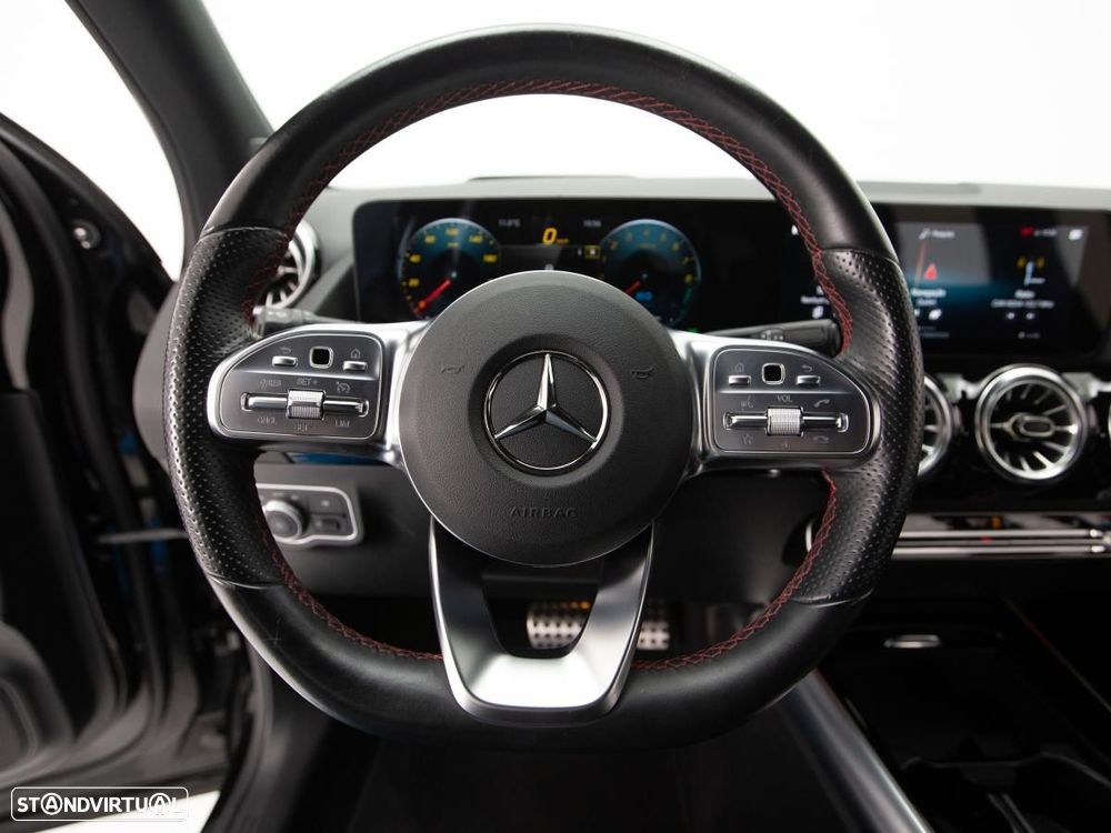 Mercedes-Benz GLA 250 e 8G-DCT AMG Line - 17