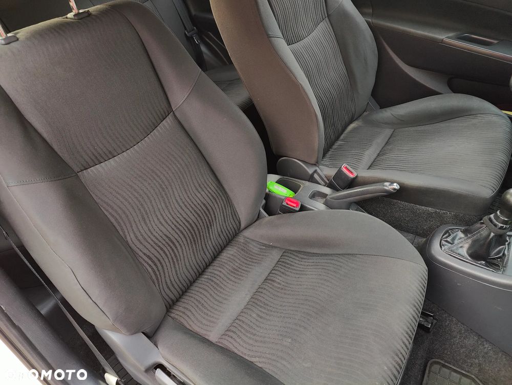 Suzuki Swift 1.2 - 12