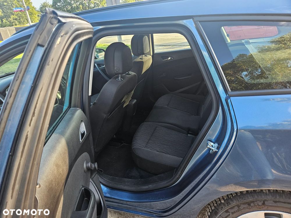 Opel Astra 1.4 T Enjoy EU6 - 12