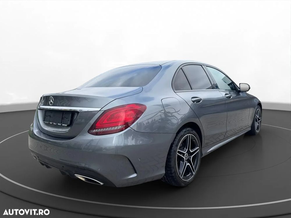 Mercedes-Benz C 160 9G-TRONIC AMG Line - 3
