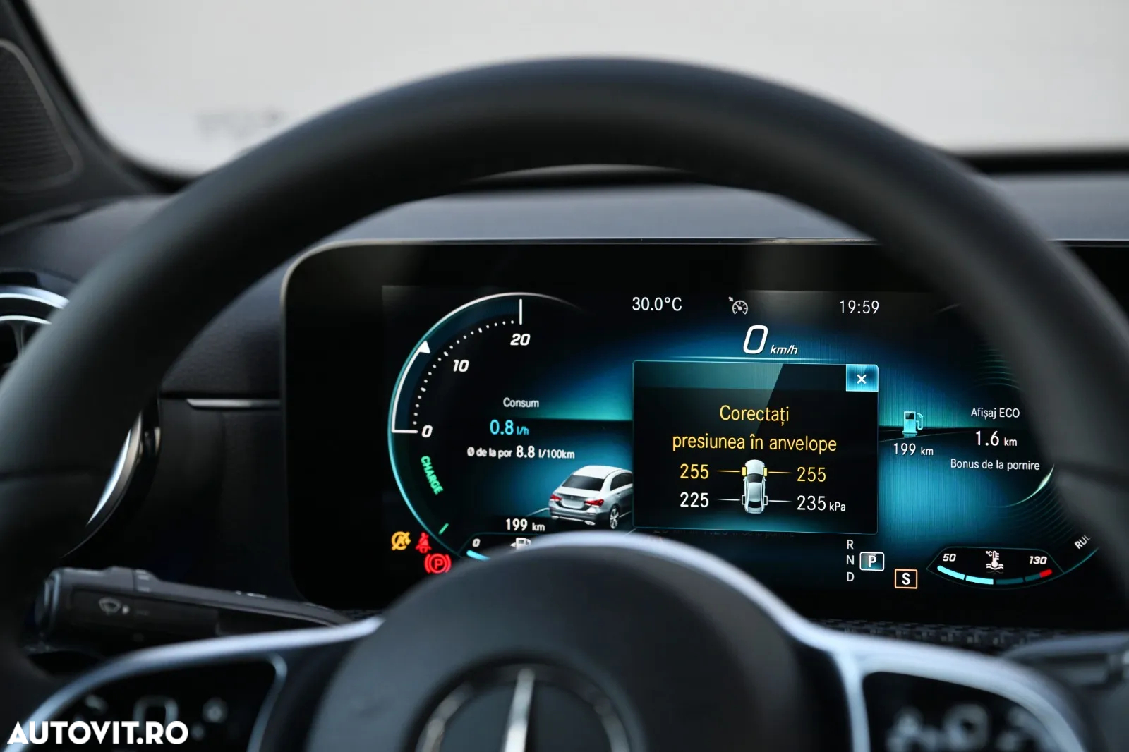 Mercedes-Benz A 200 d 4Matic 8G-DCT - 5