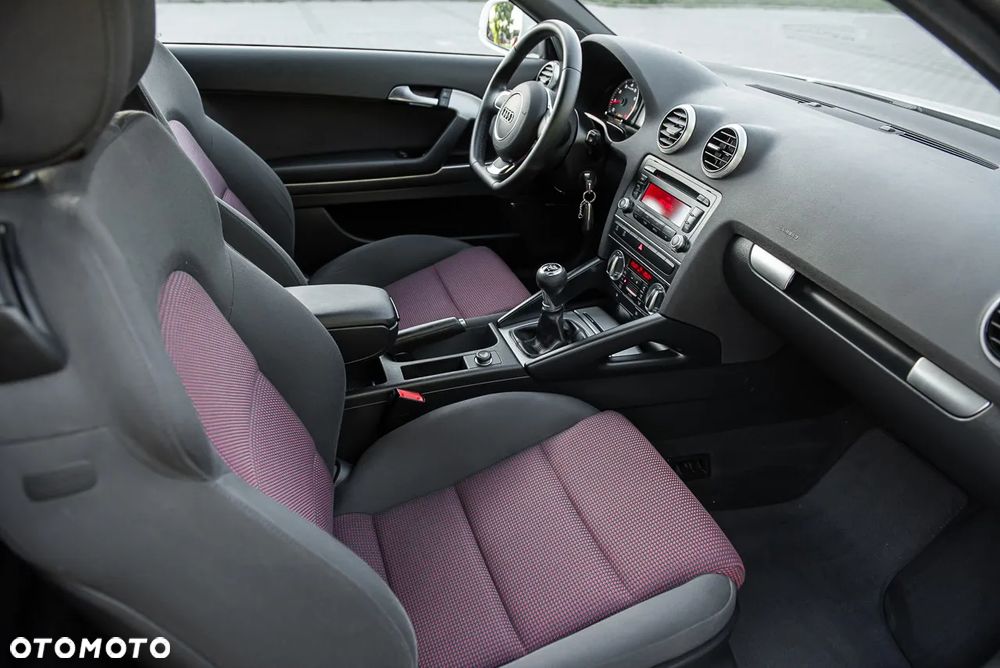 Audi A3 3-drzwiowe 1.2 TFSI S line Sportpaket - 25