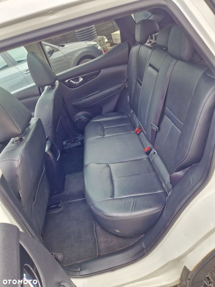 Nissan Qashqai 1.5 dCi Tekna+ - 9