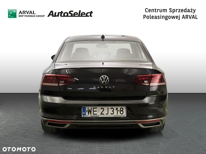 Volkswagen Passat - 5