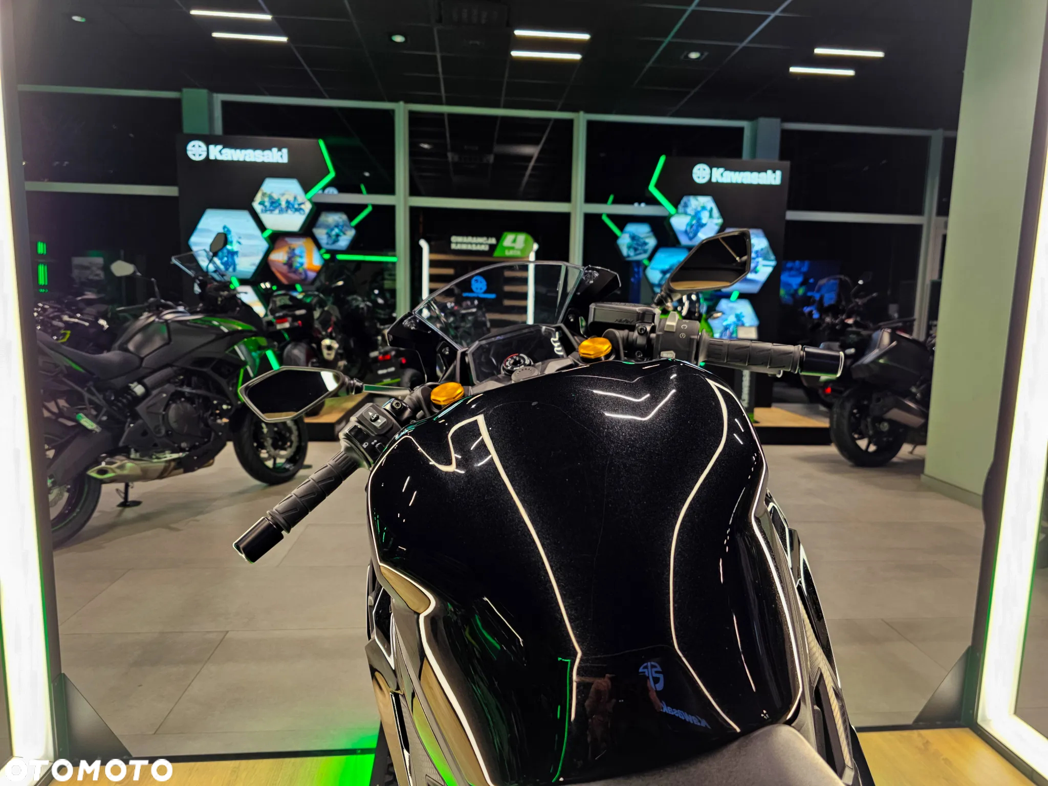 Kawasaki Ninja - 8