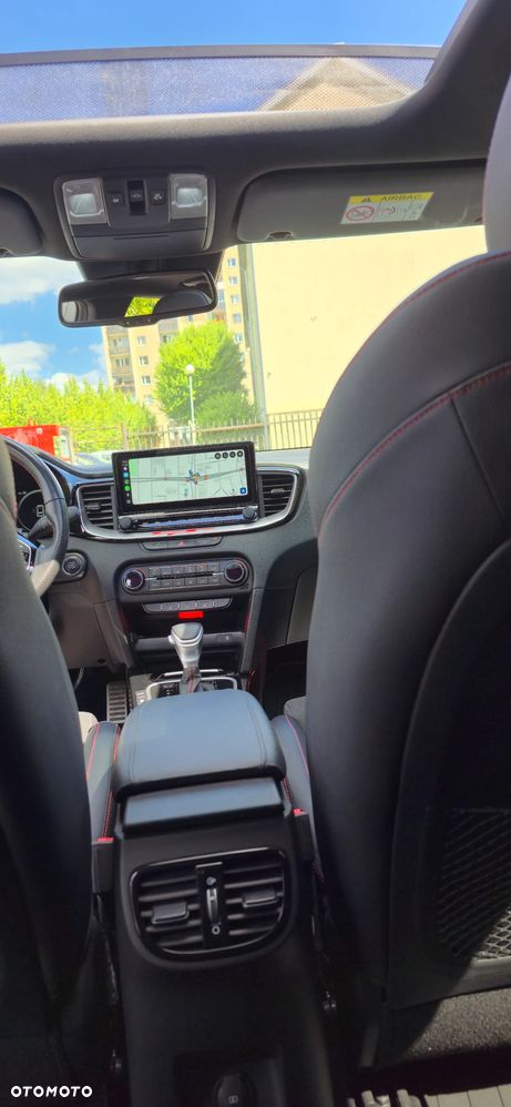 Kia Ceed - 13